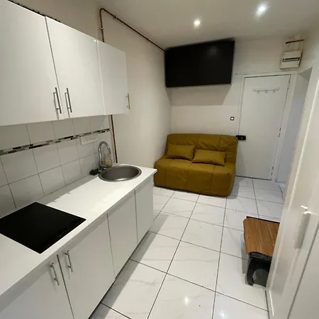 Chambre Proche Centre Et Monuments * Paris