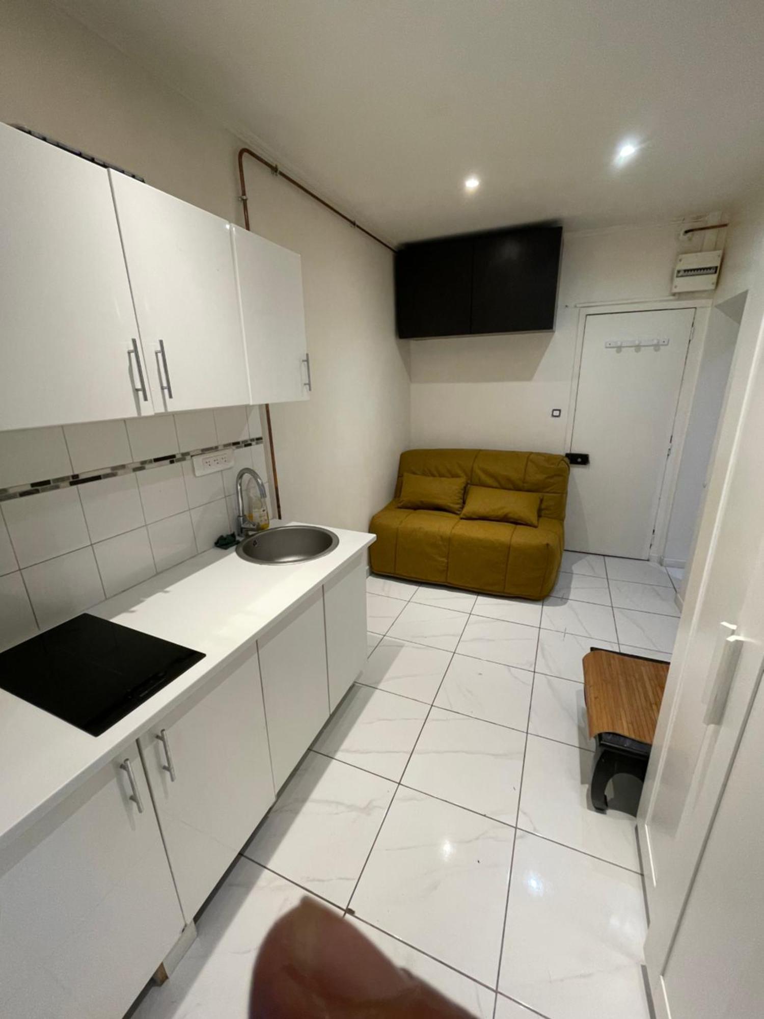 Chambre Proche Centre Et Monuments * Paris